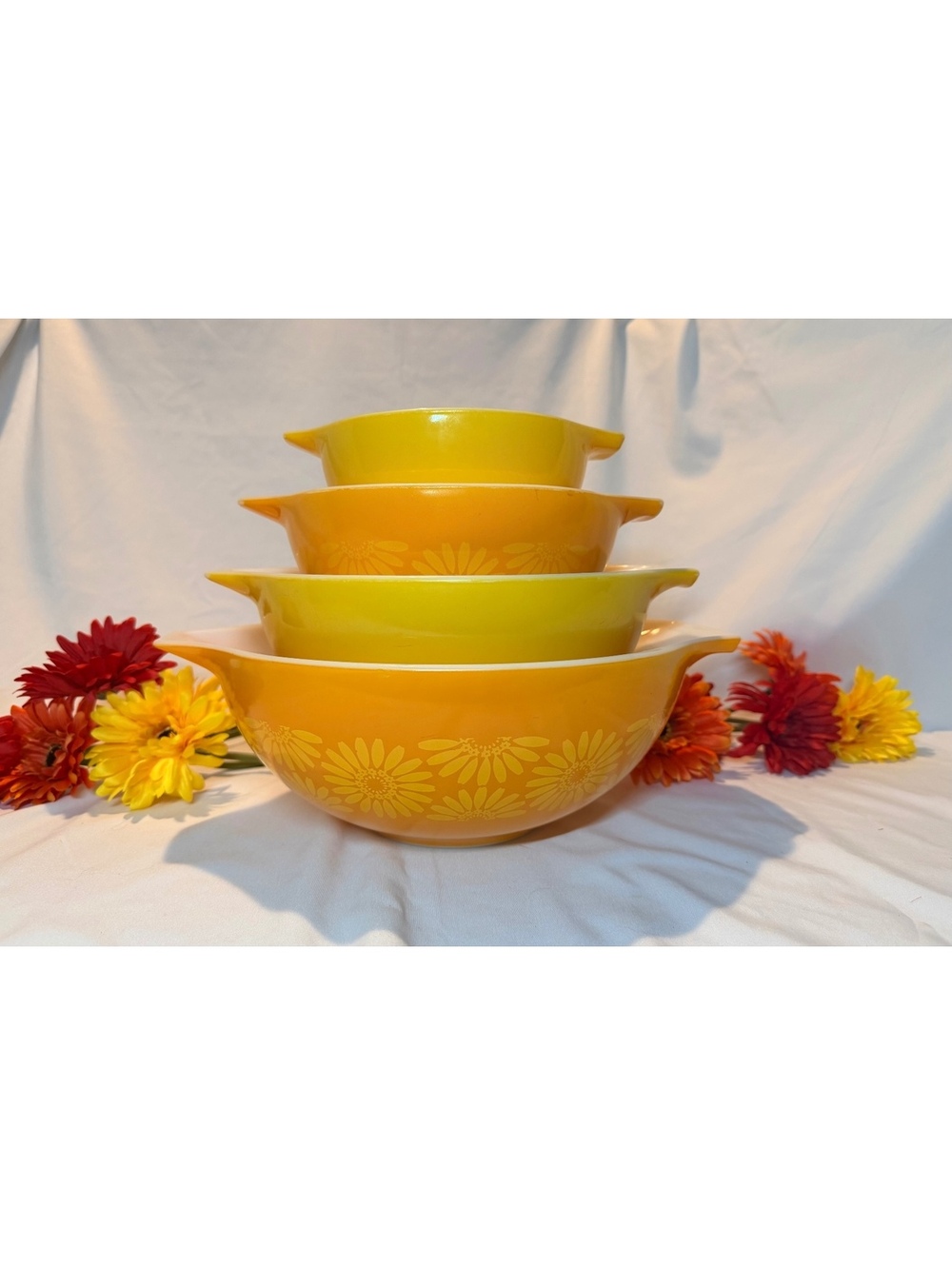 Vintage Pyrex Sunflower Daisy Cinderella Mixing Bowls 441 442 443 444